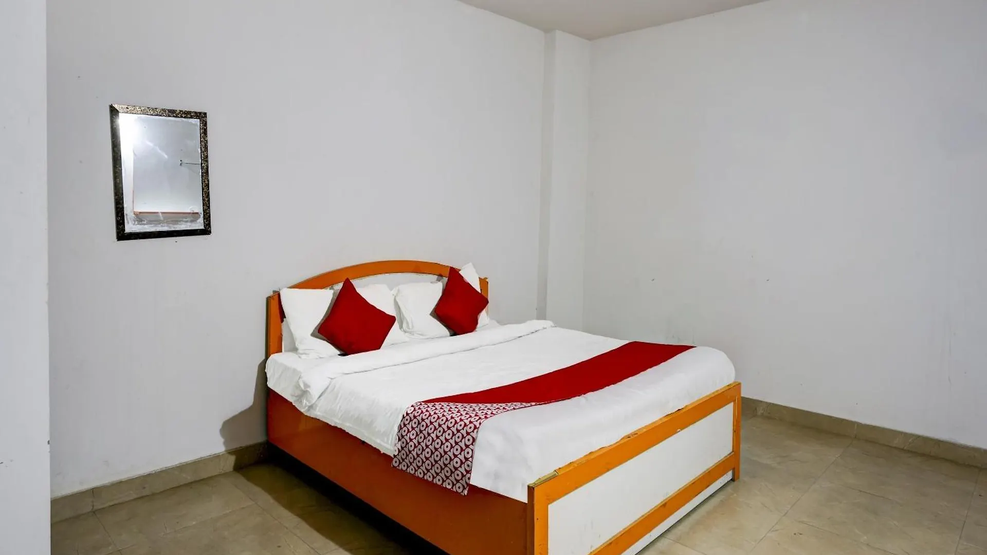 Hotel O Relax Inn Delhi