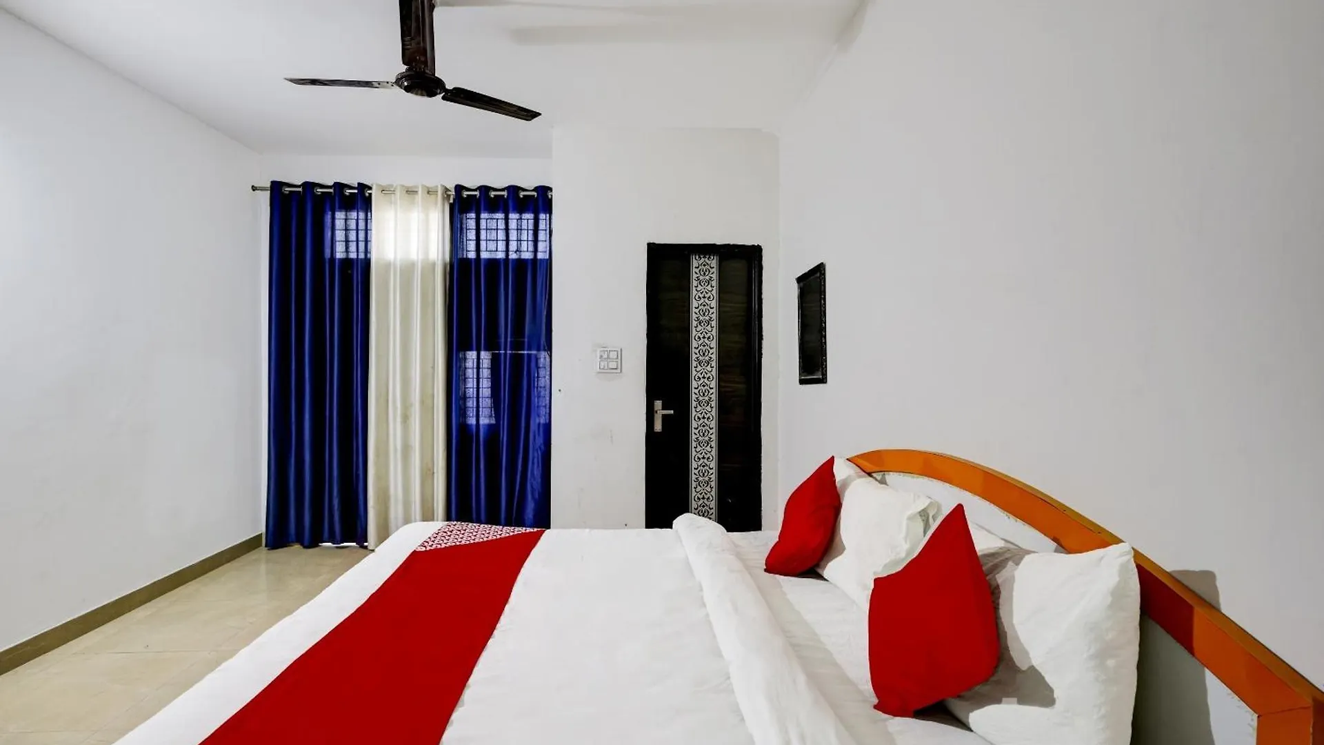 Hotel O Relax Inn Delhi  4*, Delhi (National Capital Territory of India)